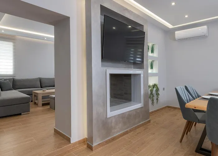 Costa * Ixia (Rhodes)